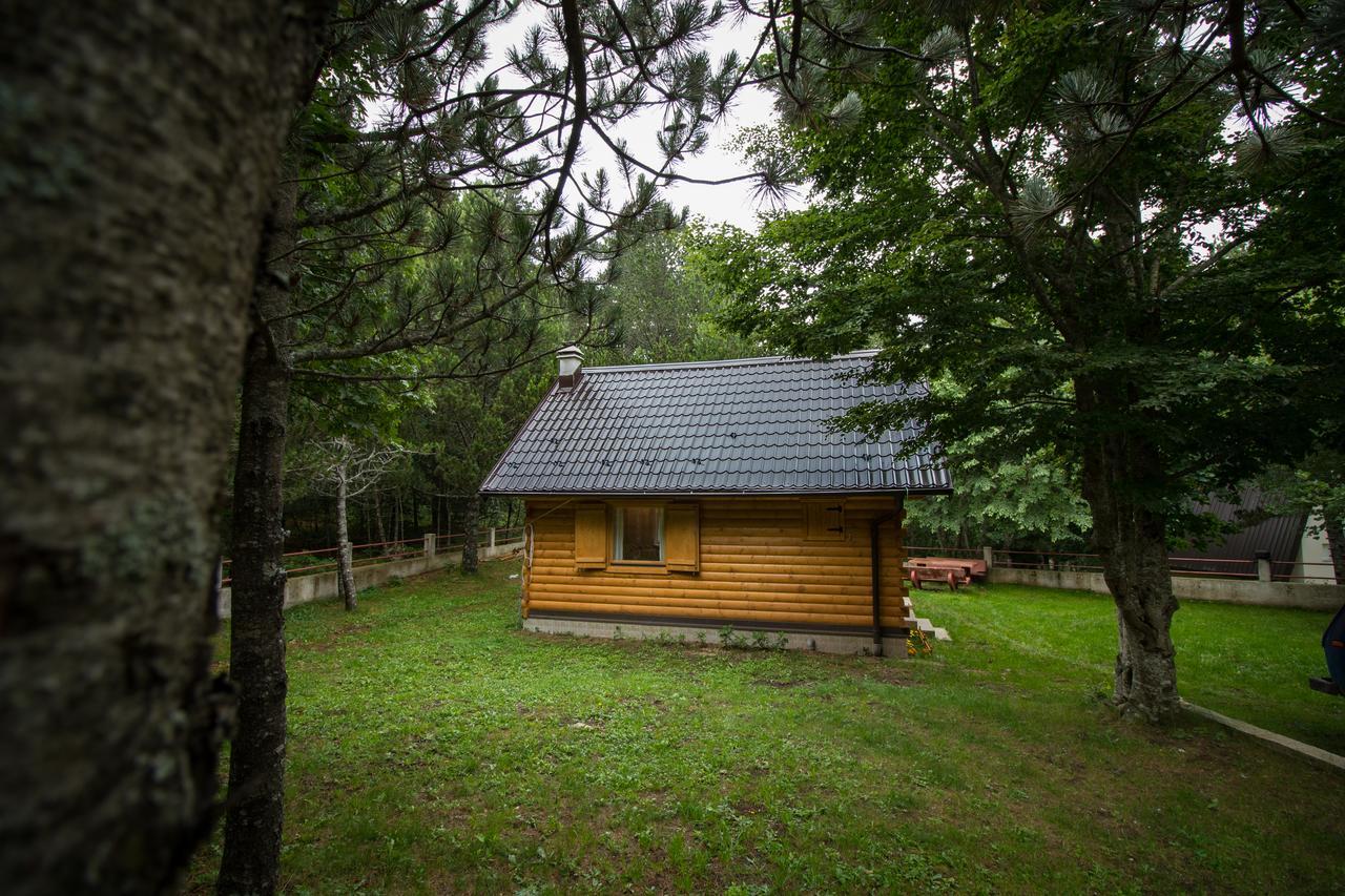 Cabin House Hidden Nest Мостар Экстерьер фото